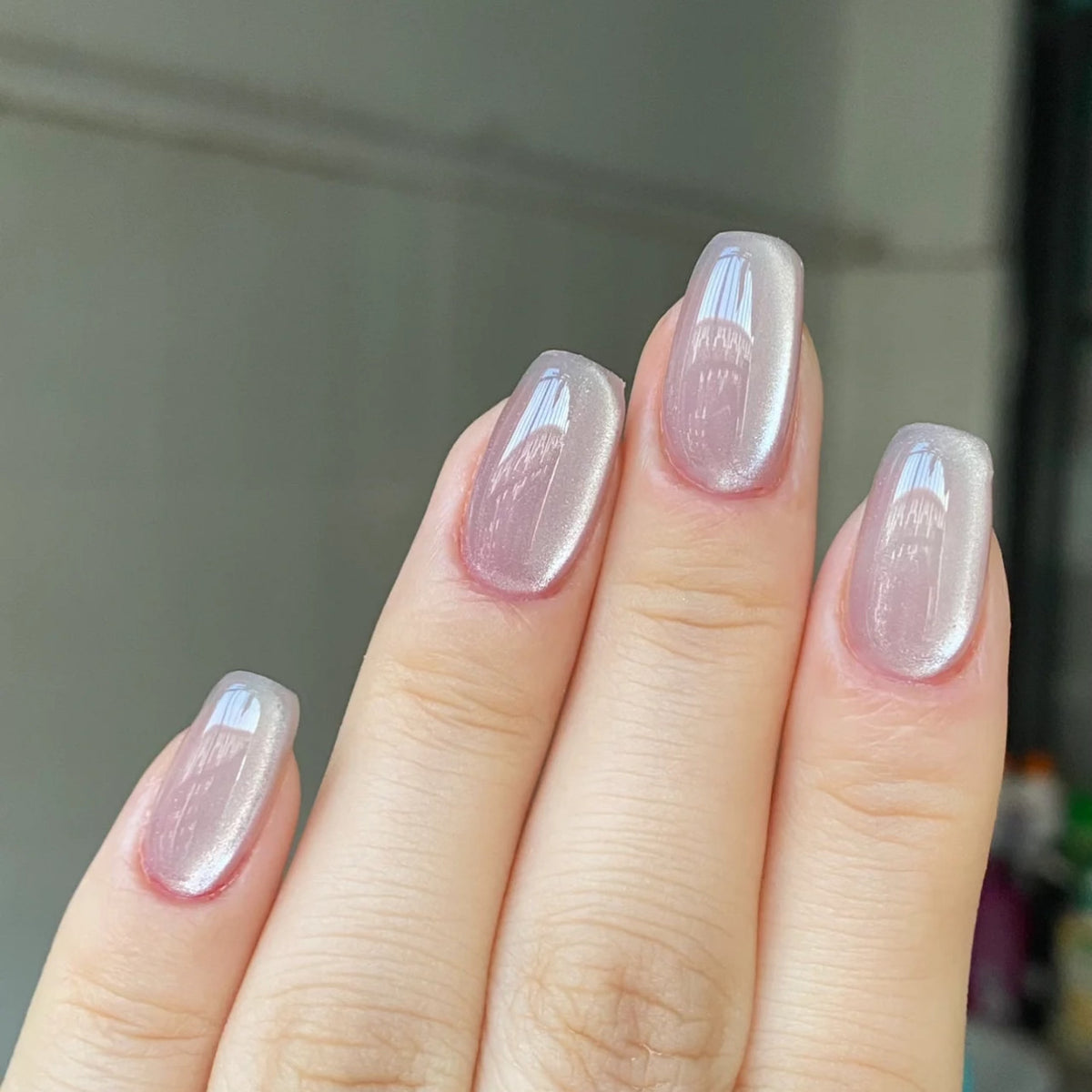 Blush Rose Velvet Cat-Eye - Handcrafted Soft Pink & Silver Magnetic Press-On Nails