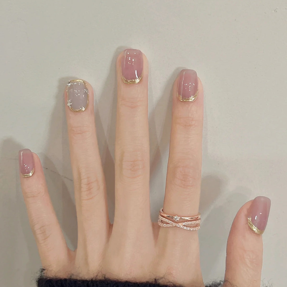 Gilded Romance - Handcrafted Pink Jelly & Liquid Gold French Press-On Nails
