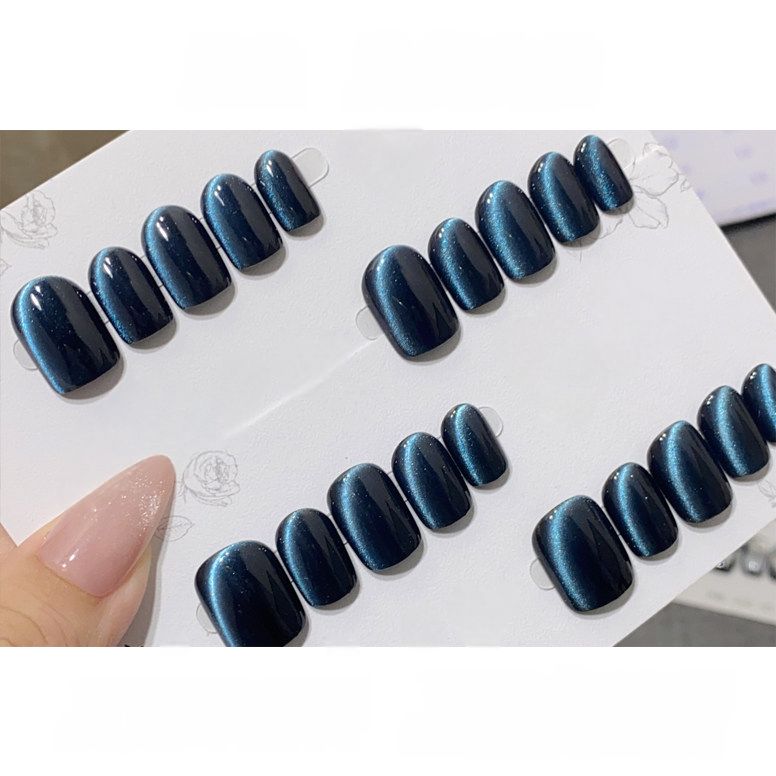 Midnight Sapphire Velvet - Handcrafted Dark Blue Cat-Eye Press-On Nails