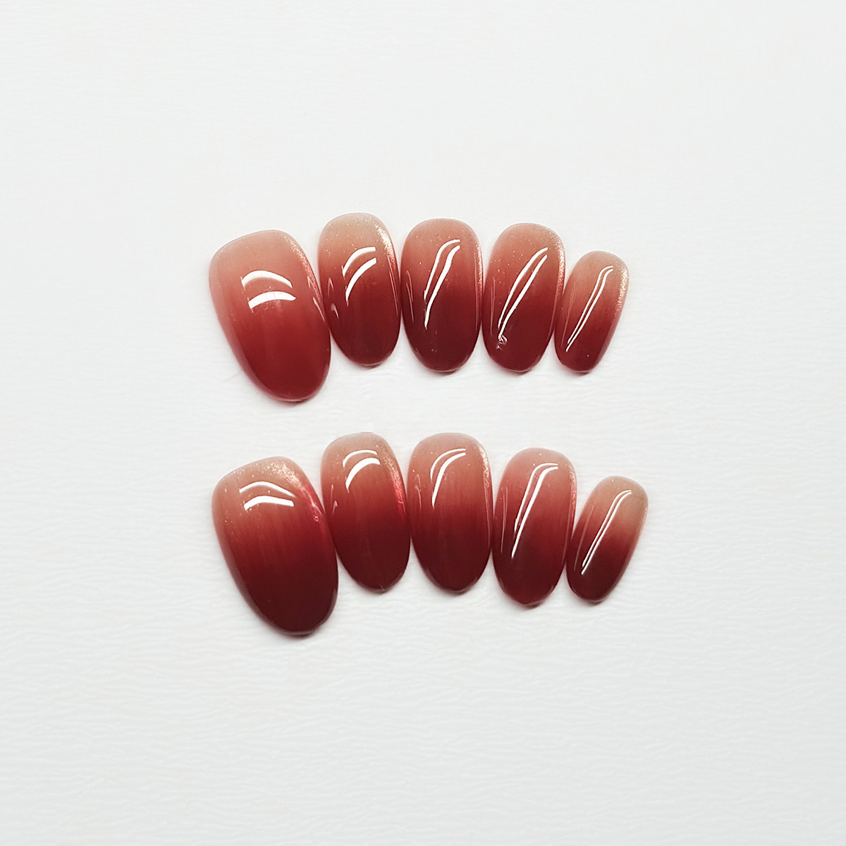 Crimson Ombré Cat-Eye - Handcrafted Wine Red Gradient Press-On Nails