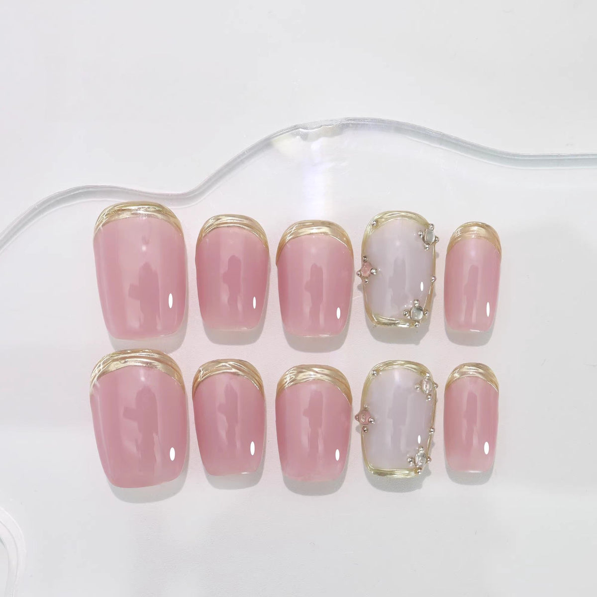 Gilded Romance - Handcrafted Pink Jelly & Liquid Gold French Press-On Nails