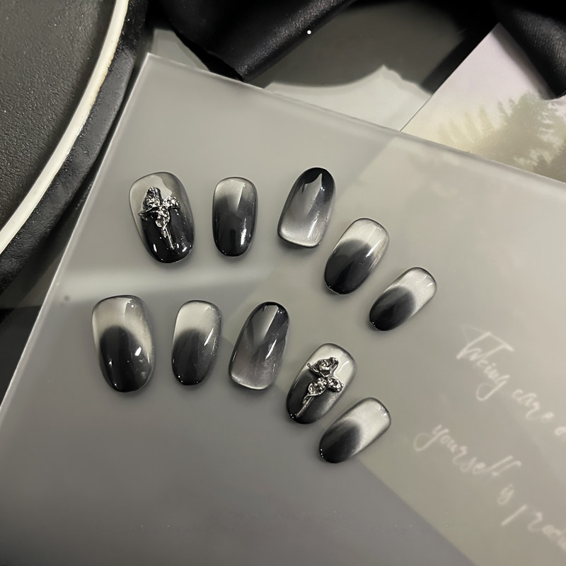 Gothic Silver Rose - Handcrafted Black Ombré Cat-Eye & 3D Metal Rose Press-On Nails