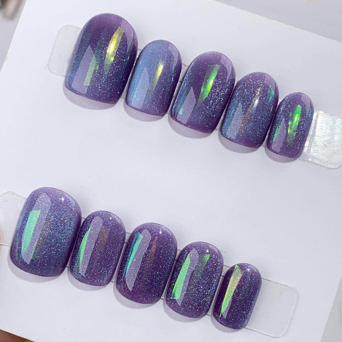 Lavender Aurora Glass - Handcrafted Light Purple Magnetic Cat-Eye & Iridescent Foil Press-On Nails