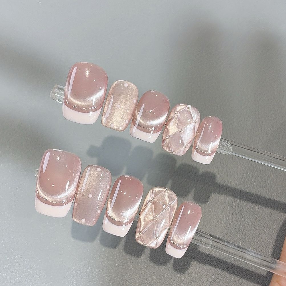 Pink Quilted Glam - Handcrafted Pink Cat-Eye & 3D Quilted French Press-On Nails