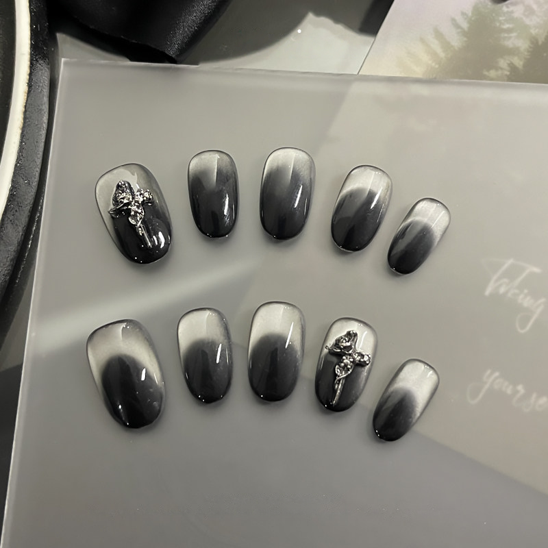 Gothic Silver Rose - Handcrafted Black Ombré Cat-Eye & 3D Metal Rose Press-On Nails