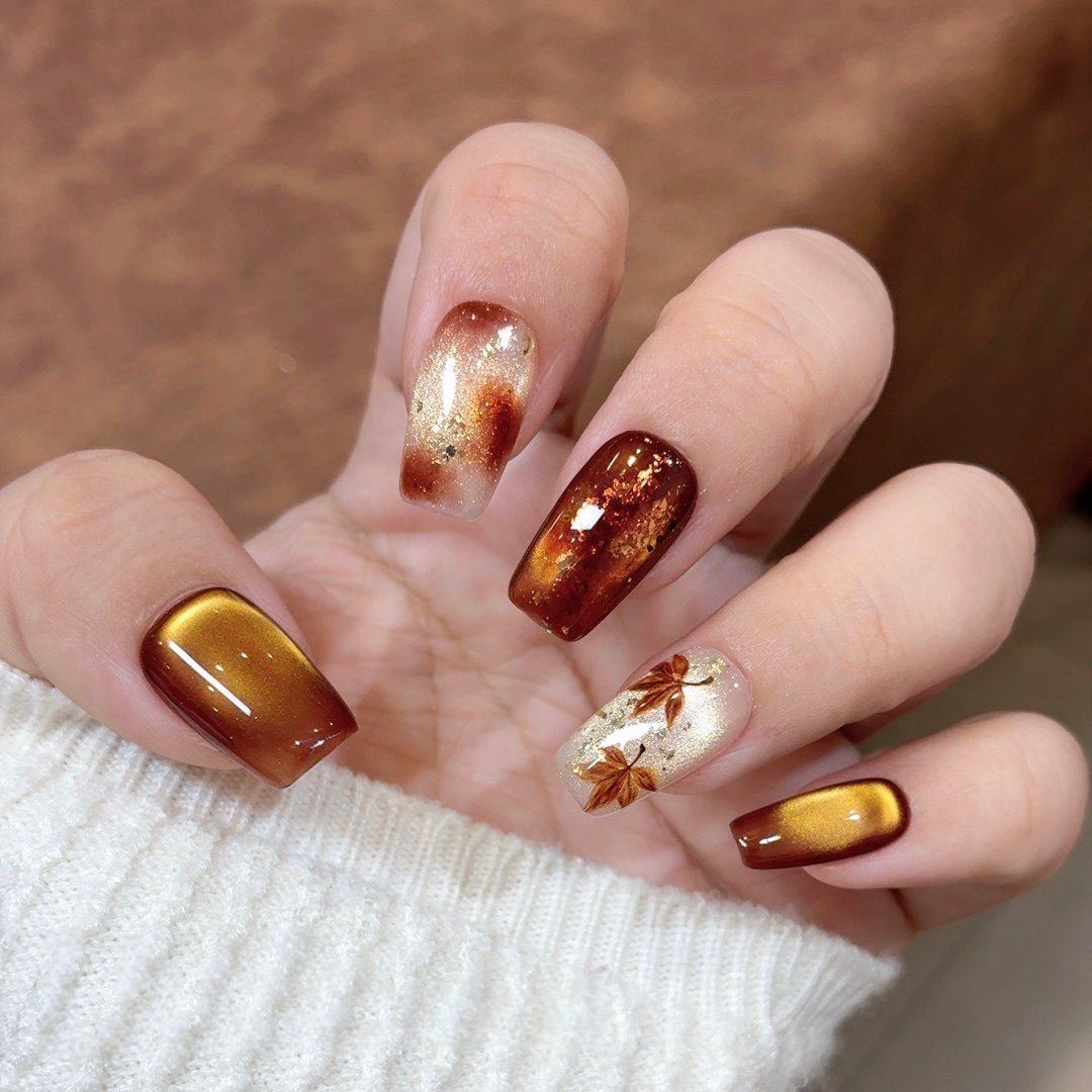 Autumn Maple Leaf - Handcrafted Amber Cat-Eye & Maple Leaf Press-On Nails