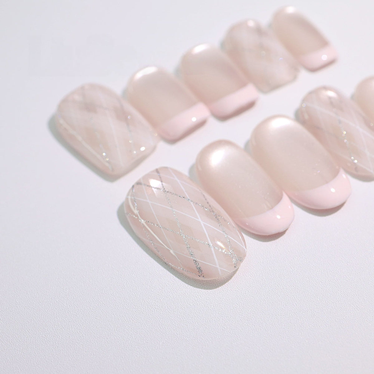 Pink Argile French - Handcrafted Pearl Cat-Eye & Blush French Plaid Press-On Nails